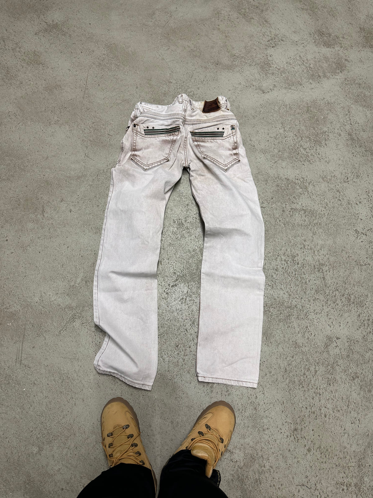 John Wayne Jeans (Straight Slim Fit, Weiß, Size W30 L34, Guter Zustand)