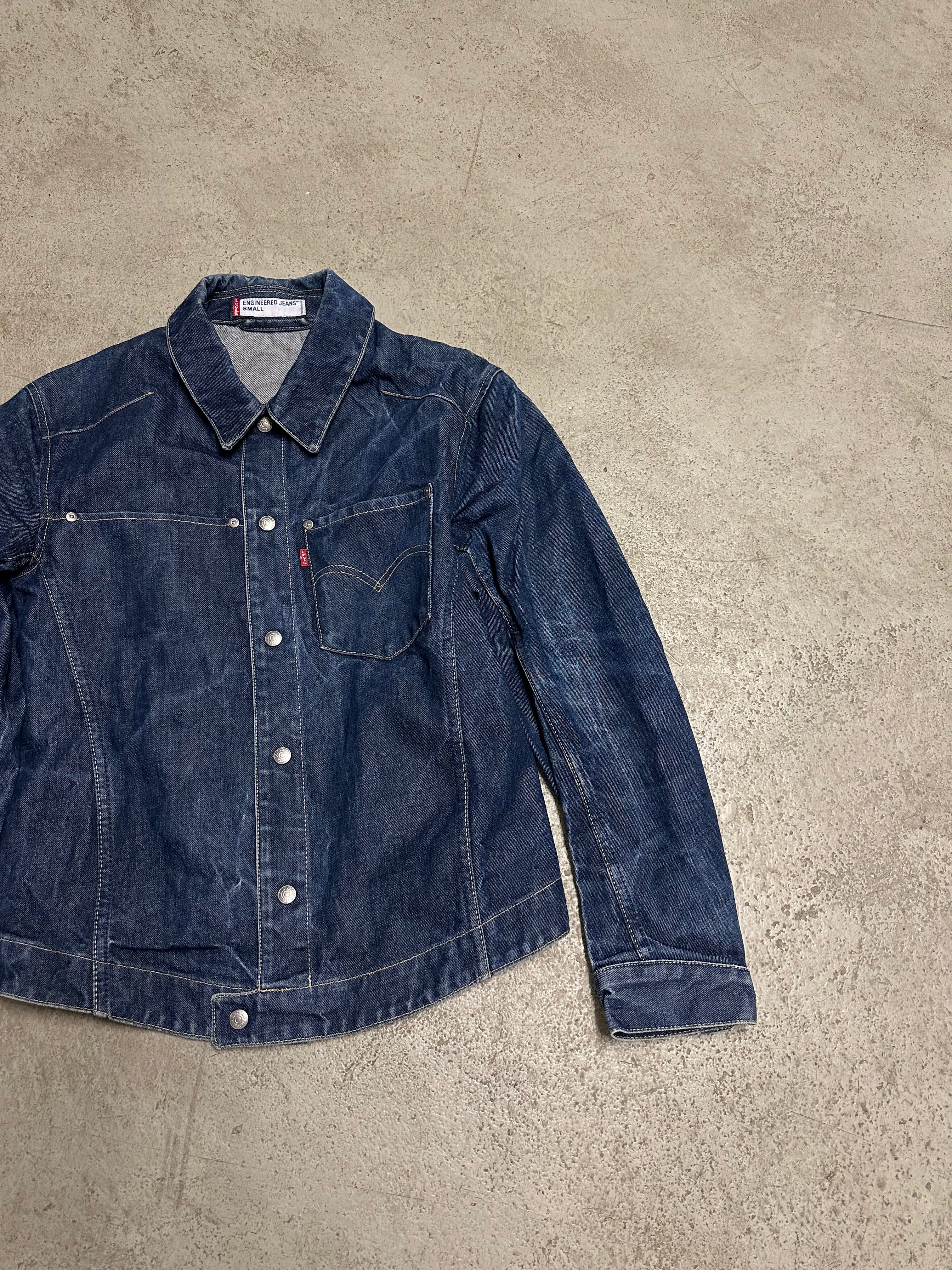Vintage levis Engineered Jeansjacke (Size S, Dunkelblau, Guter Zustand, Maße vorhanden)