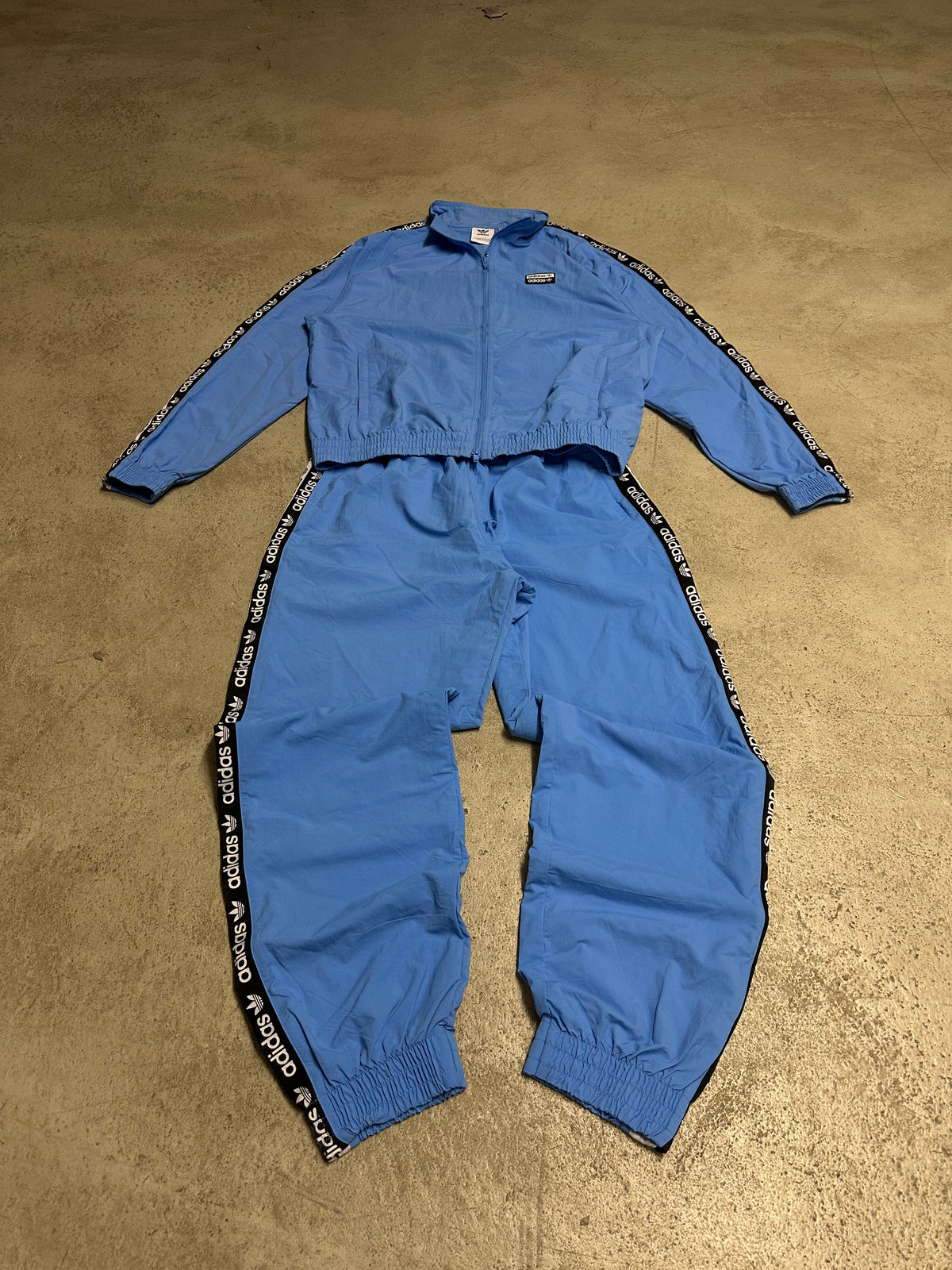 Adidas Trainingsanzug Babyblau Size M Sehr Guter Zustand Maße Vorhanden