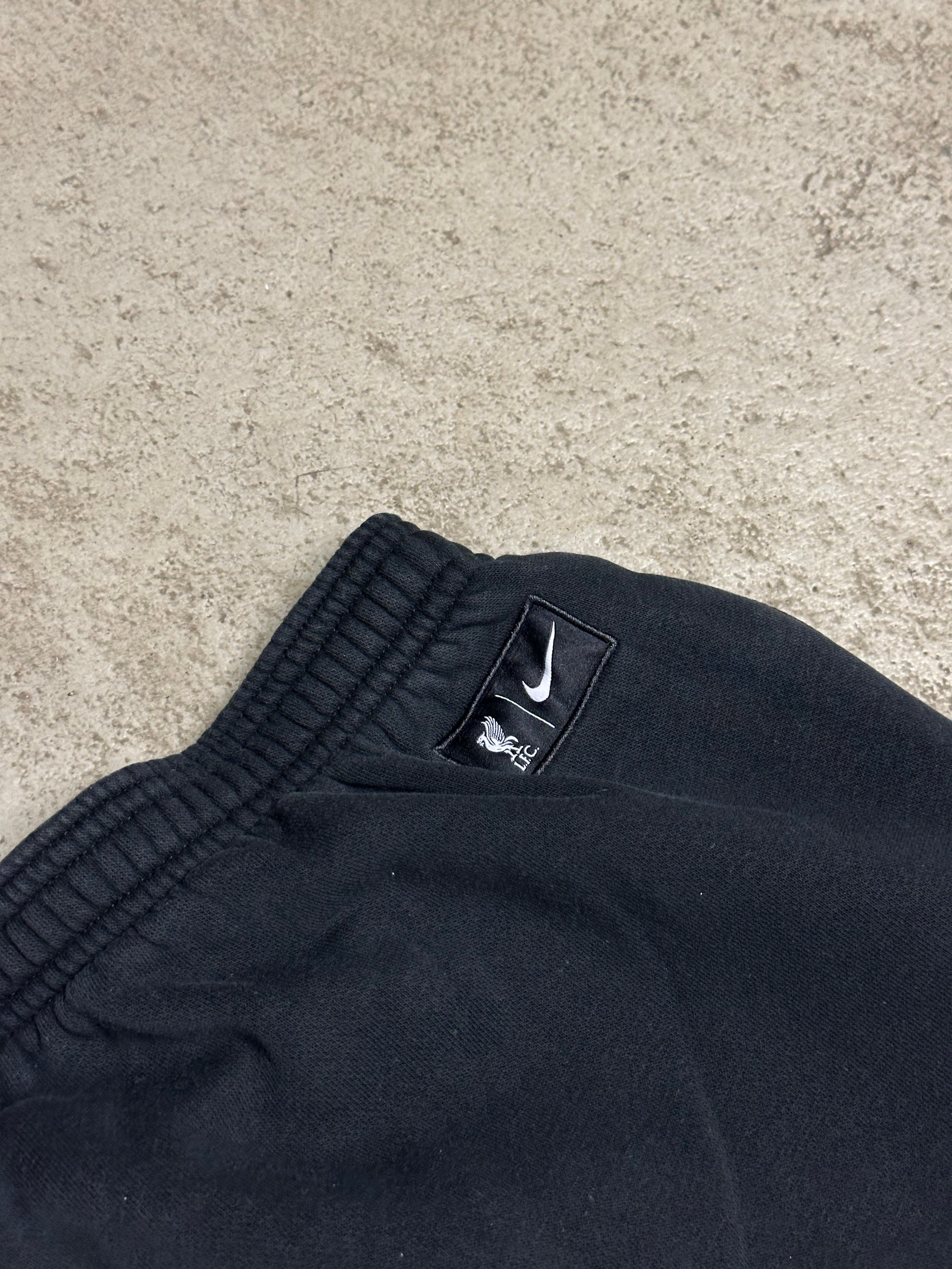 Nike Jogger YNWA Club Black Size L Guter Zustand Maße Vorhanden