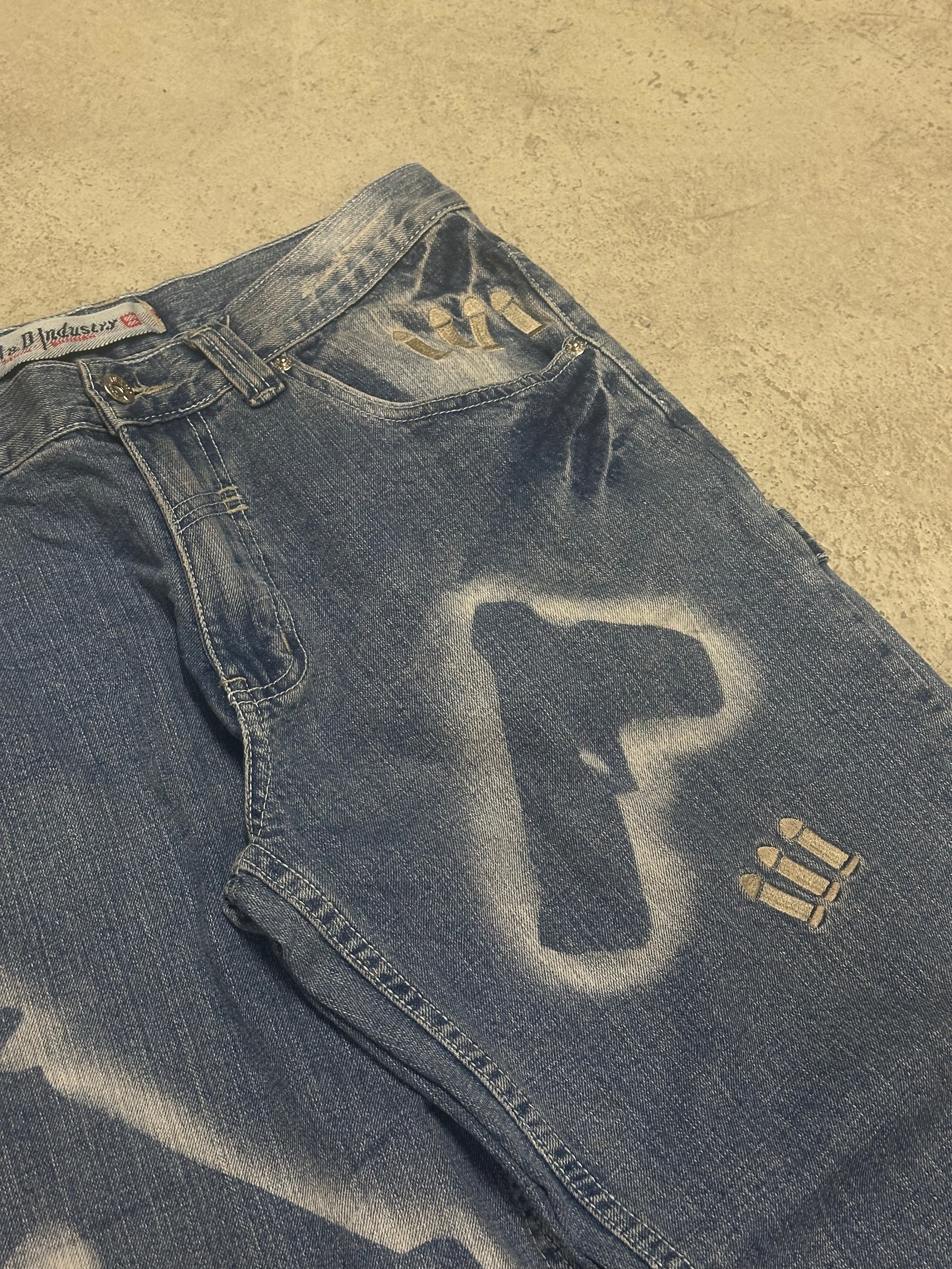 M&D Industry Baggy Jeans W34 Hellblau mit Waffen-Design Seltenes Vintage Streetwear Piece