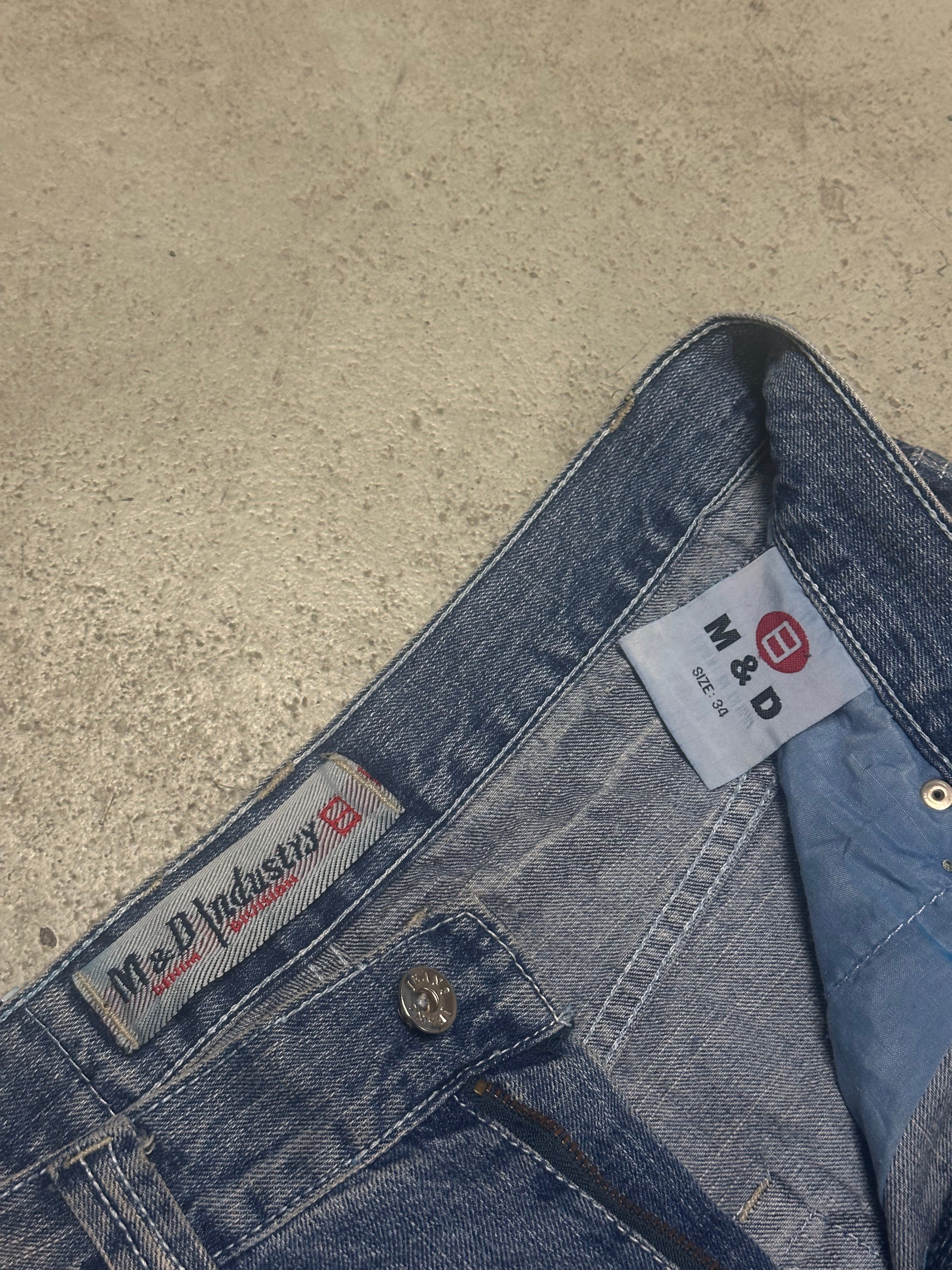 M&D Industry Baggy Jeans W34 Hellblau mit Waffen-Design Seltenes Vintage Streetwear Piece