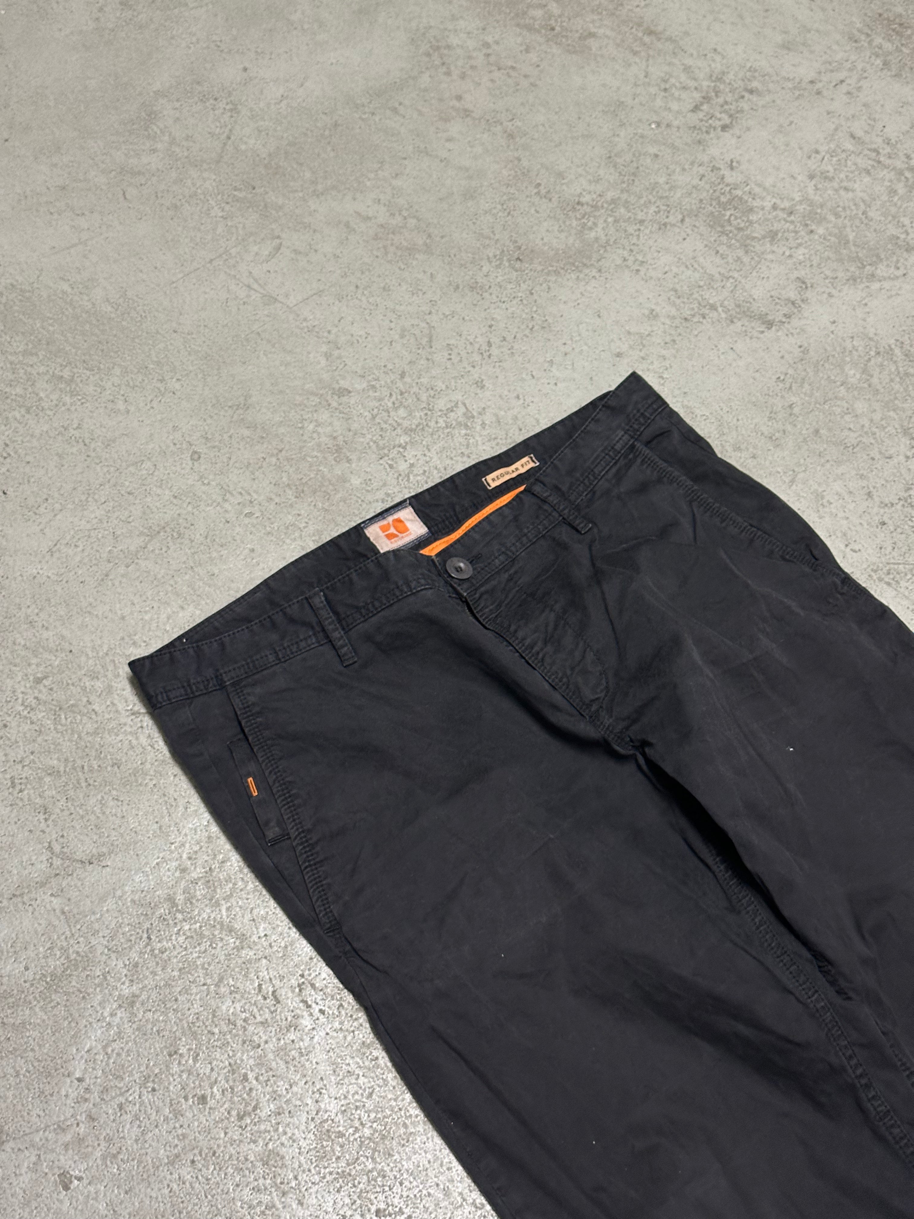 Hugo Boss Orange Straight Fit Jeans W36 L34 Schwarz Klassische Denim Hose mit Style