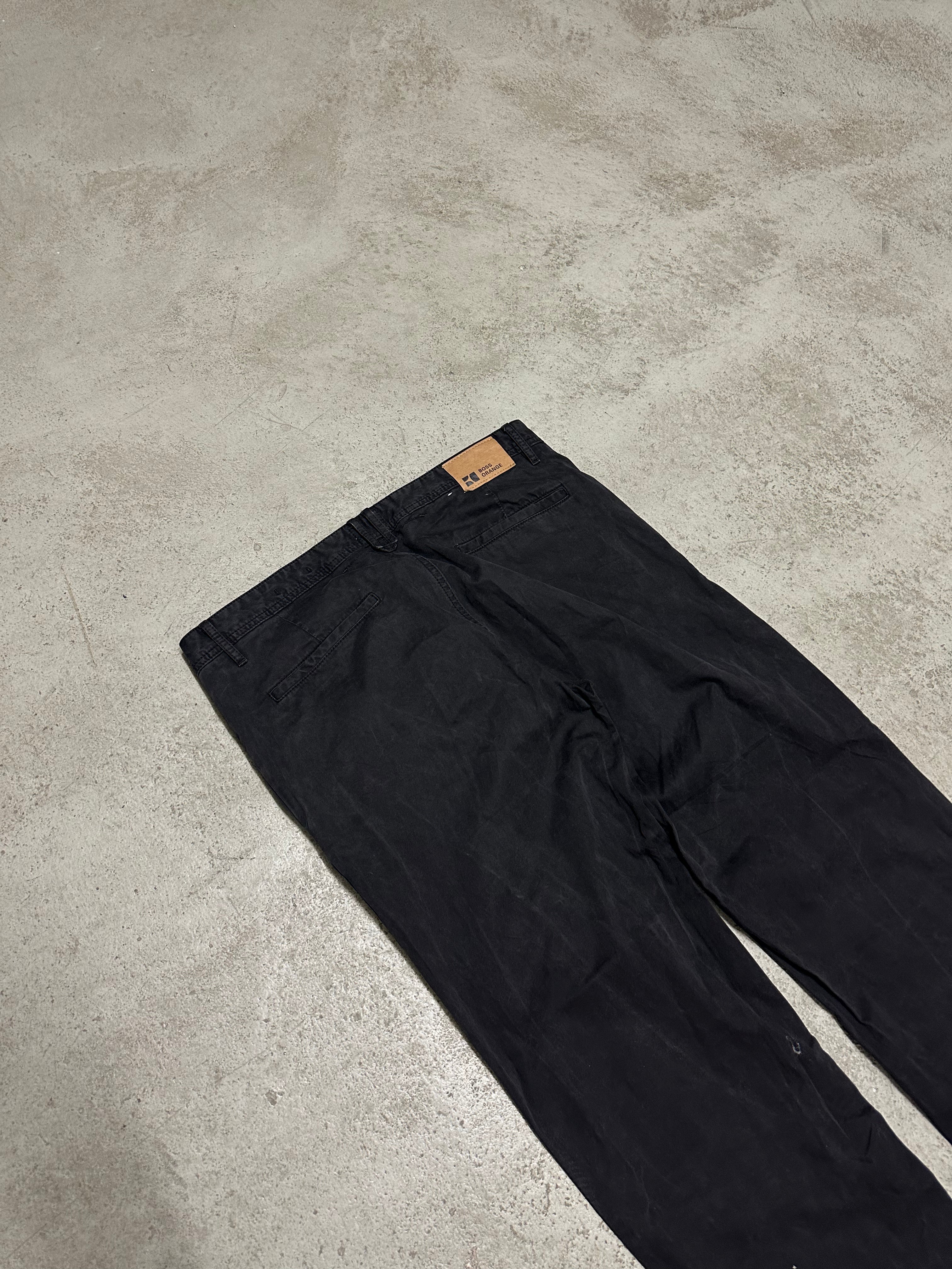 Hugo Boss Orange Straight Fit Jeans W36 L34 Schwarz Klassische Denim Hose mit Style