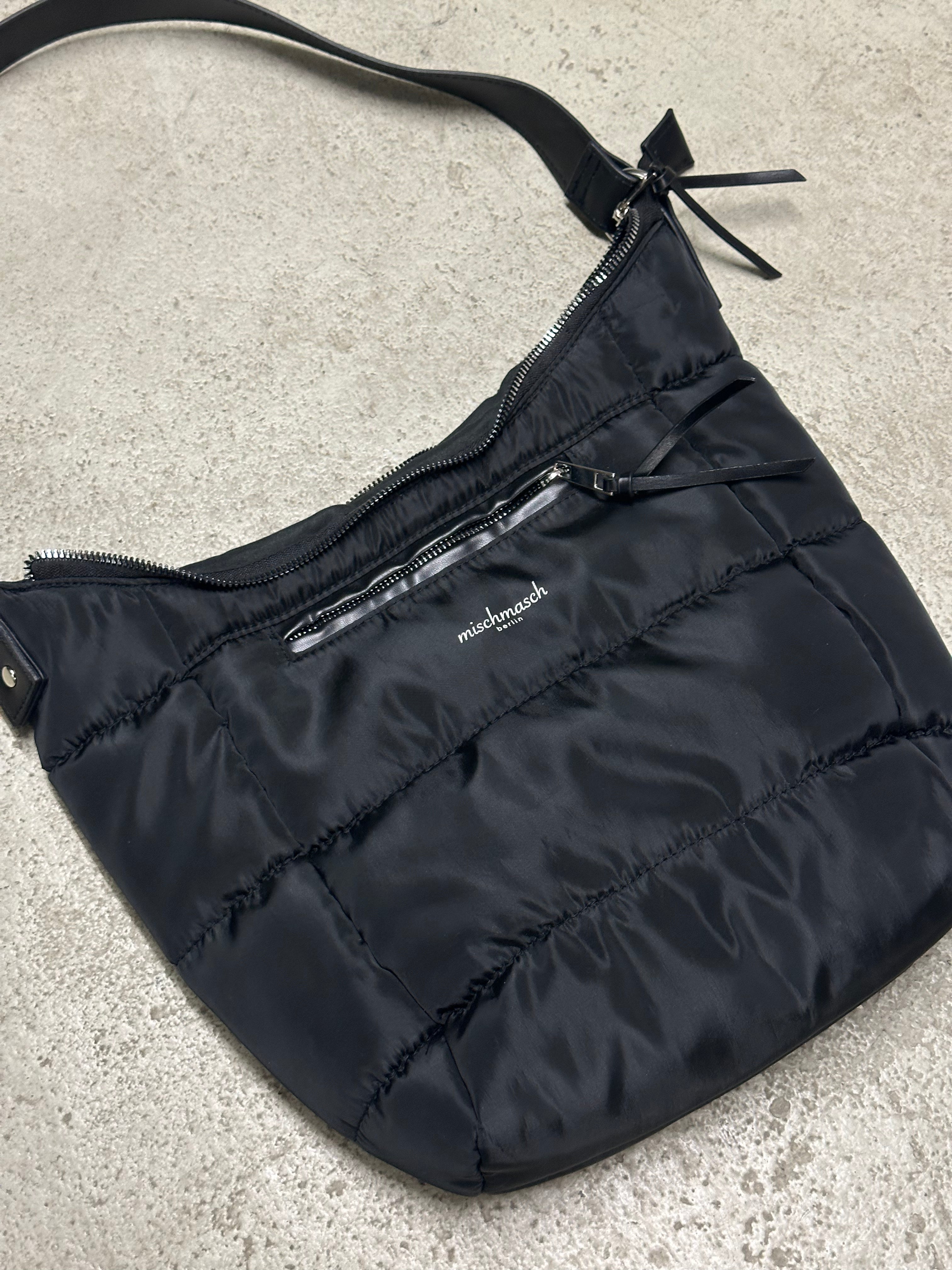 Mischmasch Berlin Puffer Schultertasche Schwarz