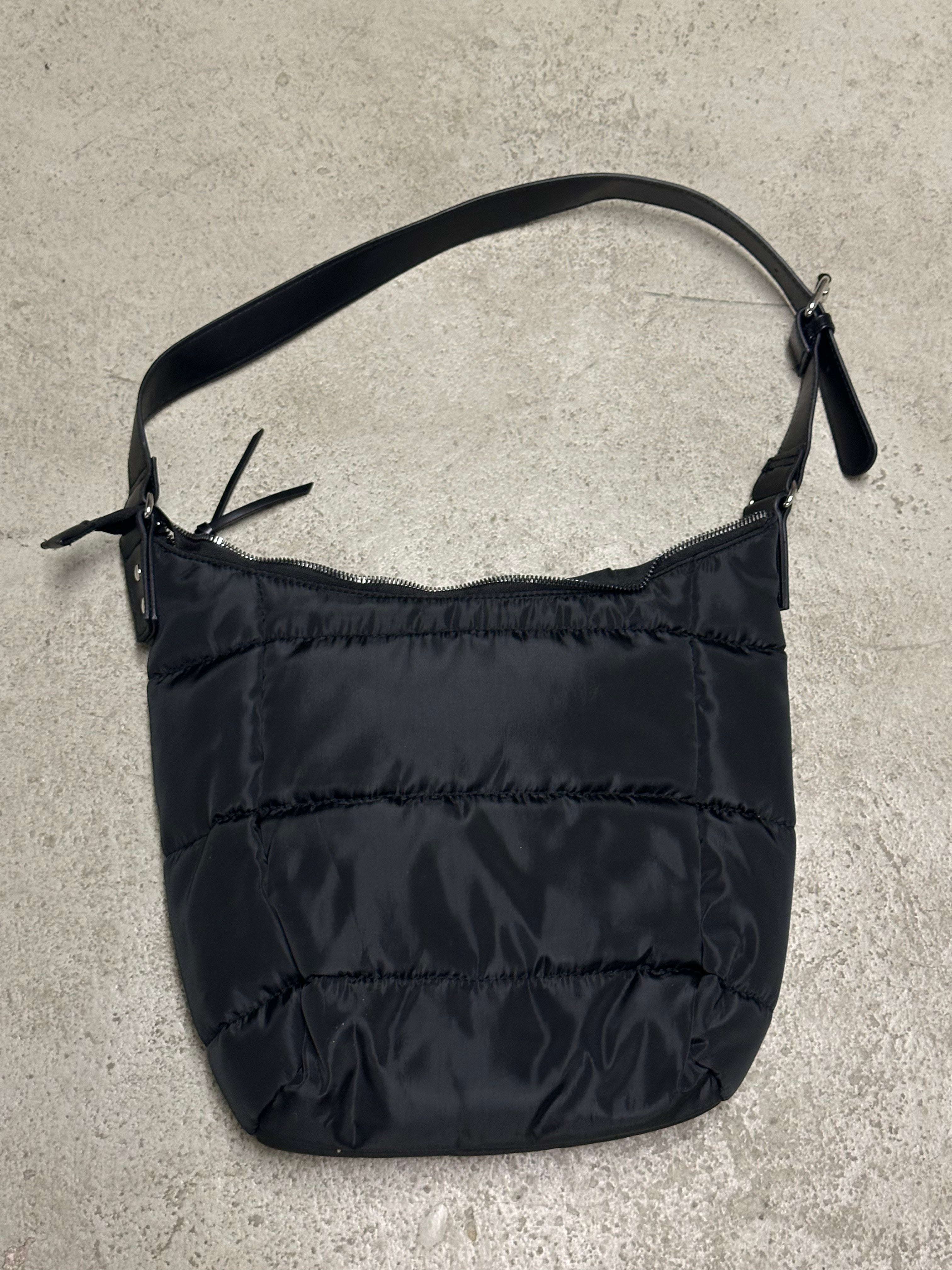 Mischmasch Berlin Puffer Schultertasche Schwarz