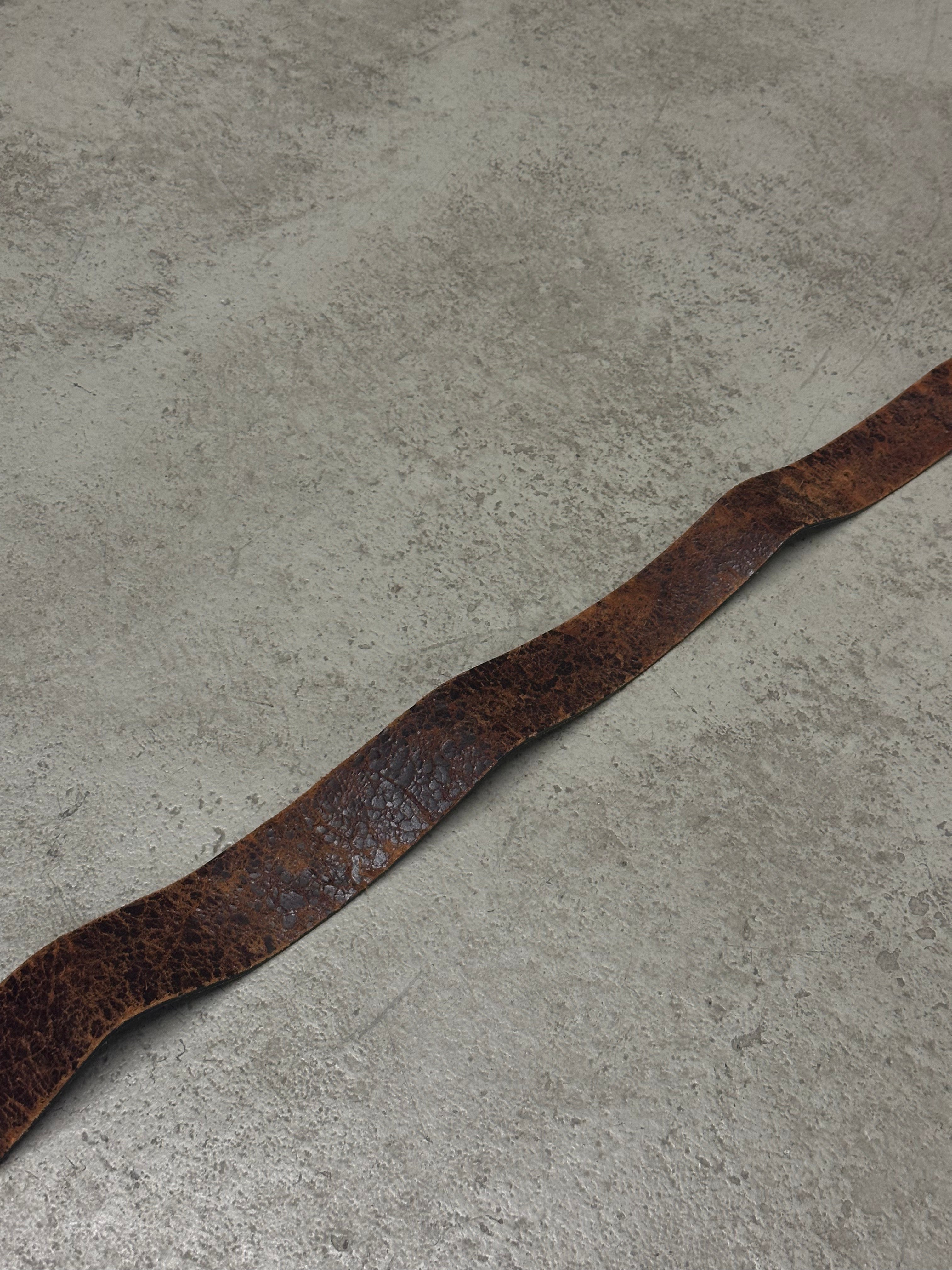 2000s Vintage Nolita NYC Distressed Ledergürtel – 90 cm