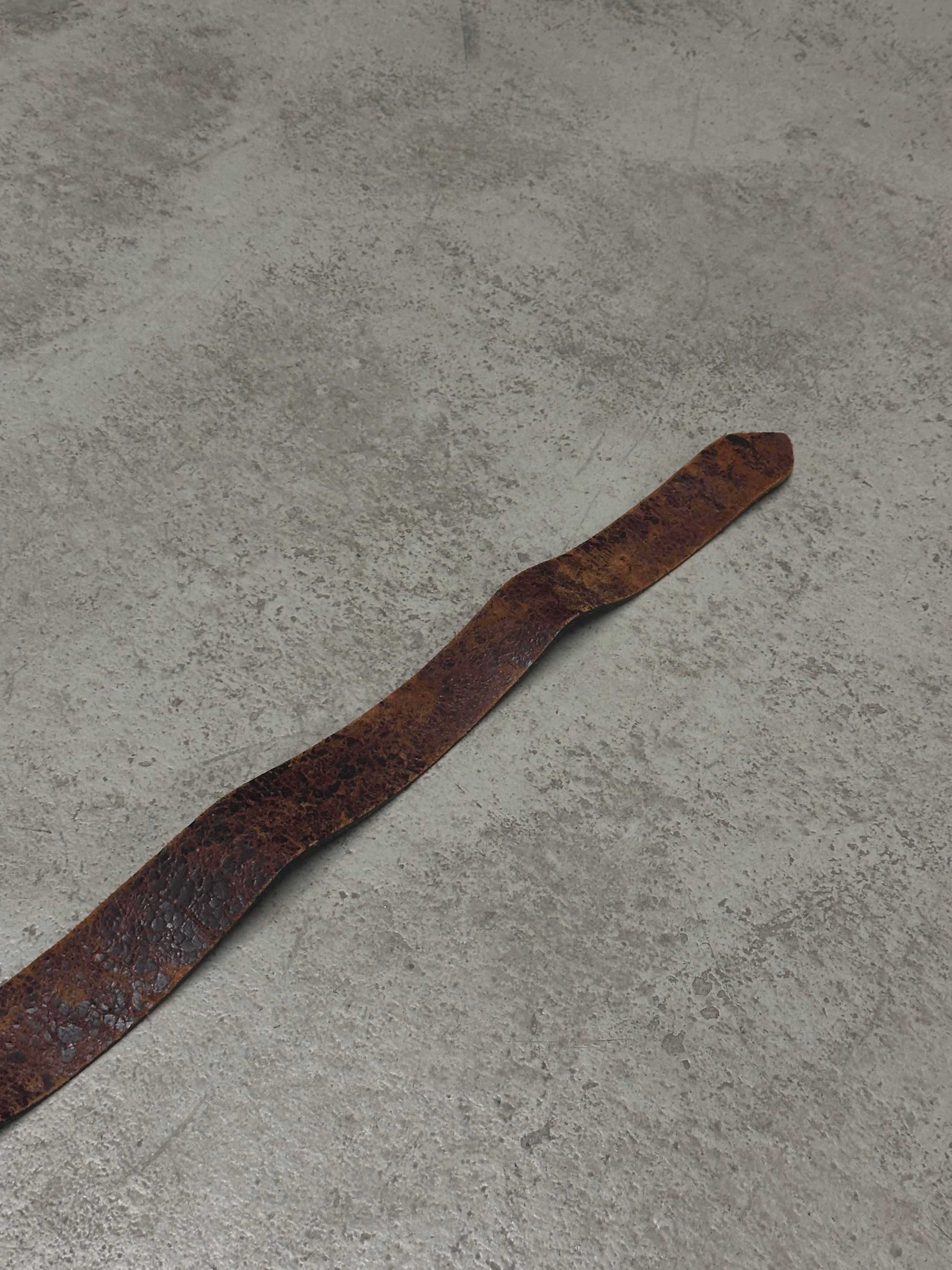 2000s Vintage Nolita NYC Distressed Ledergürtel – 90 cm
