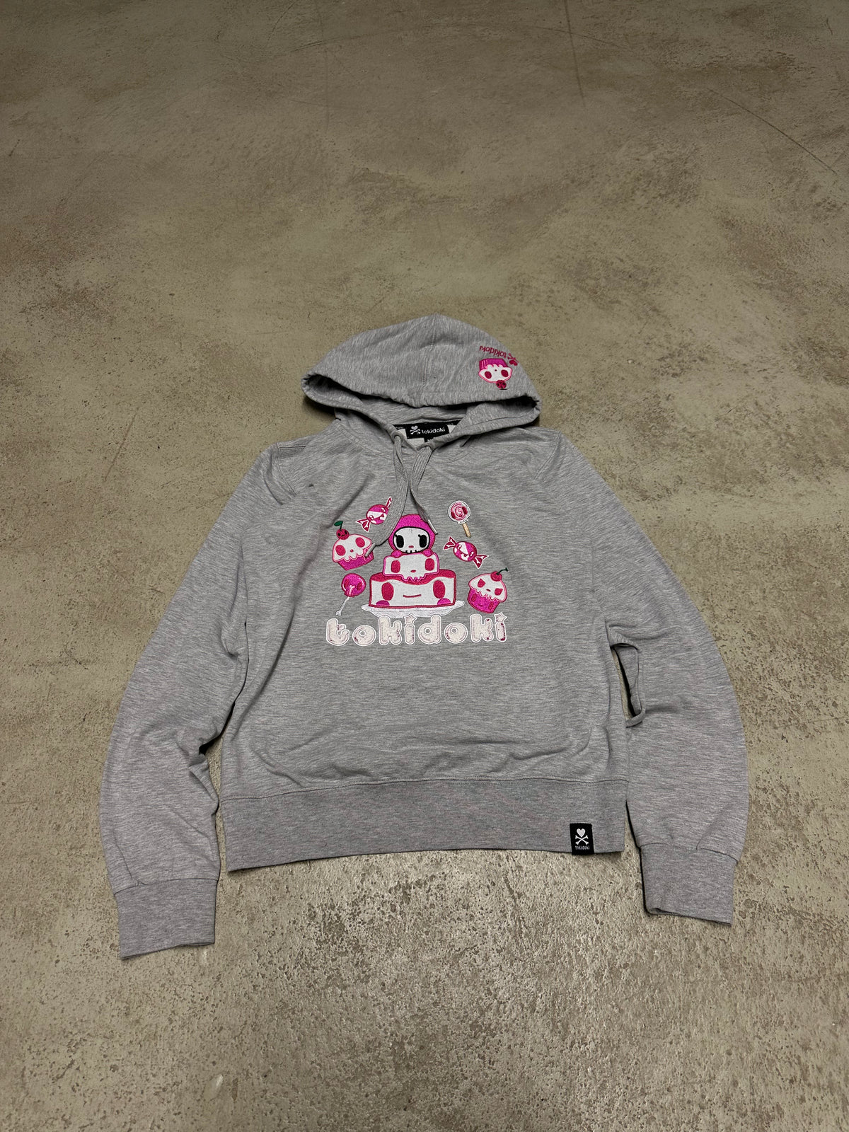 Vintage Tokidoki Pullover – Größe M (Grau)