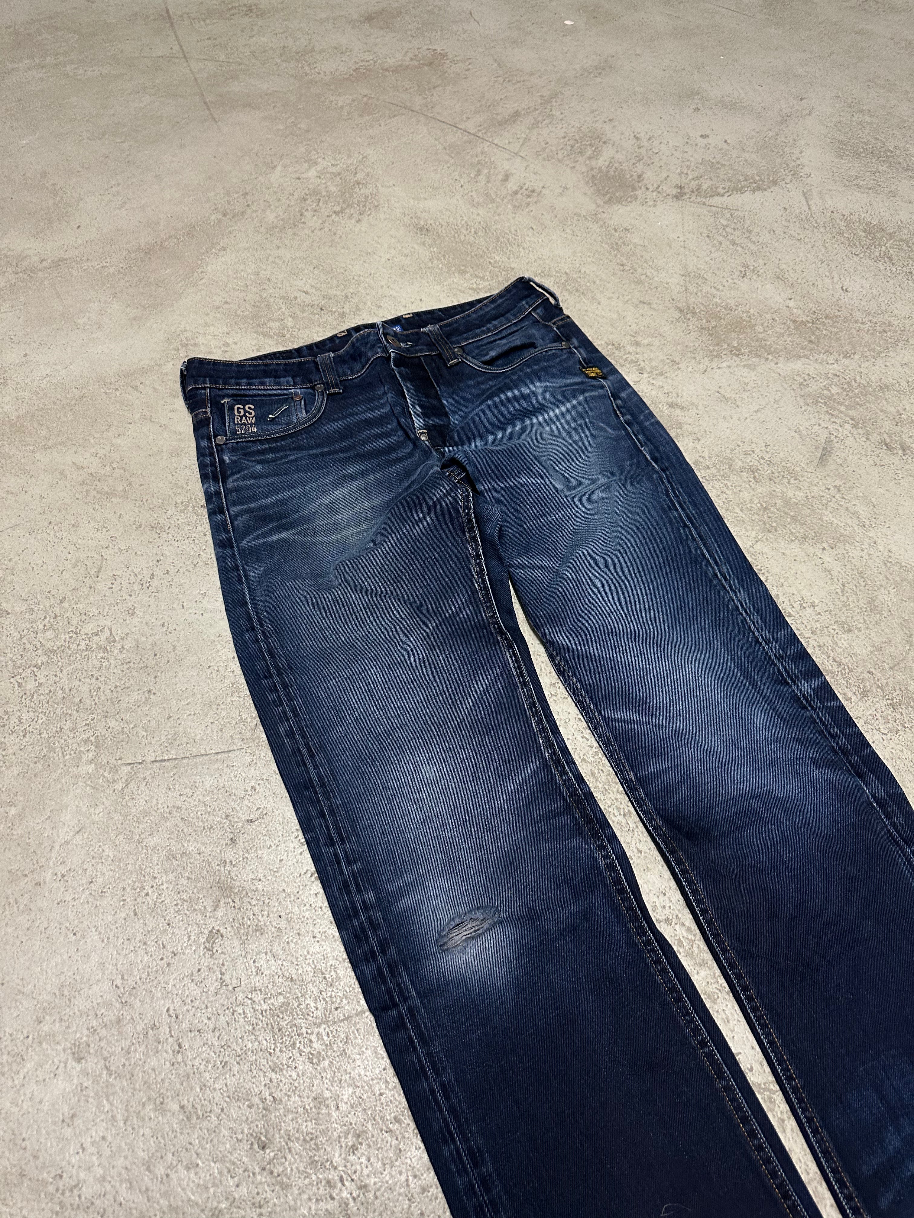 G-Star Raw Attac Straight Fit Jeans – W31 L32 (Dunkelblau)