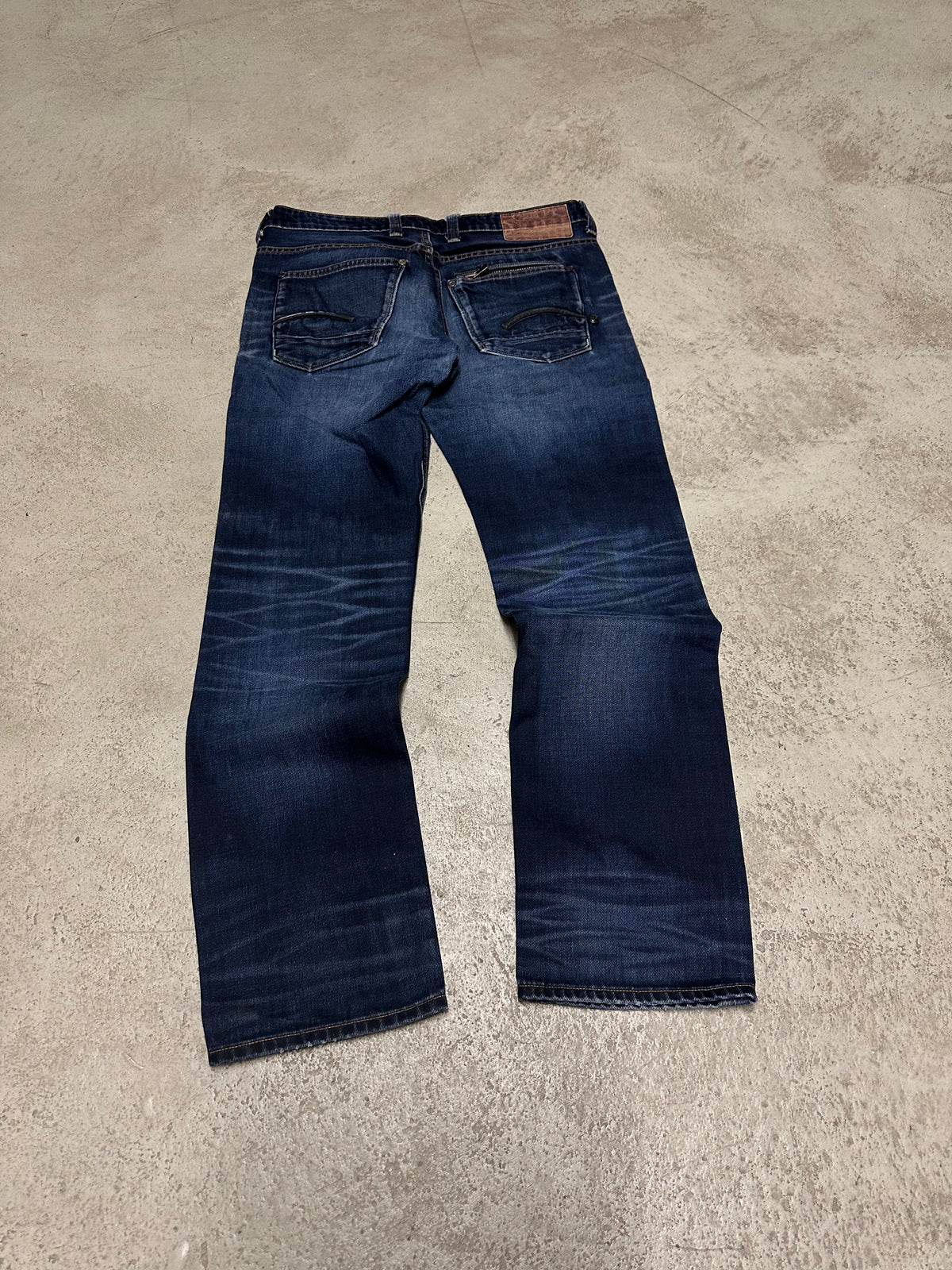 G-Star Raw Attac Straight Fit Jeans – W31 L32 (Dunkelblau)
