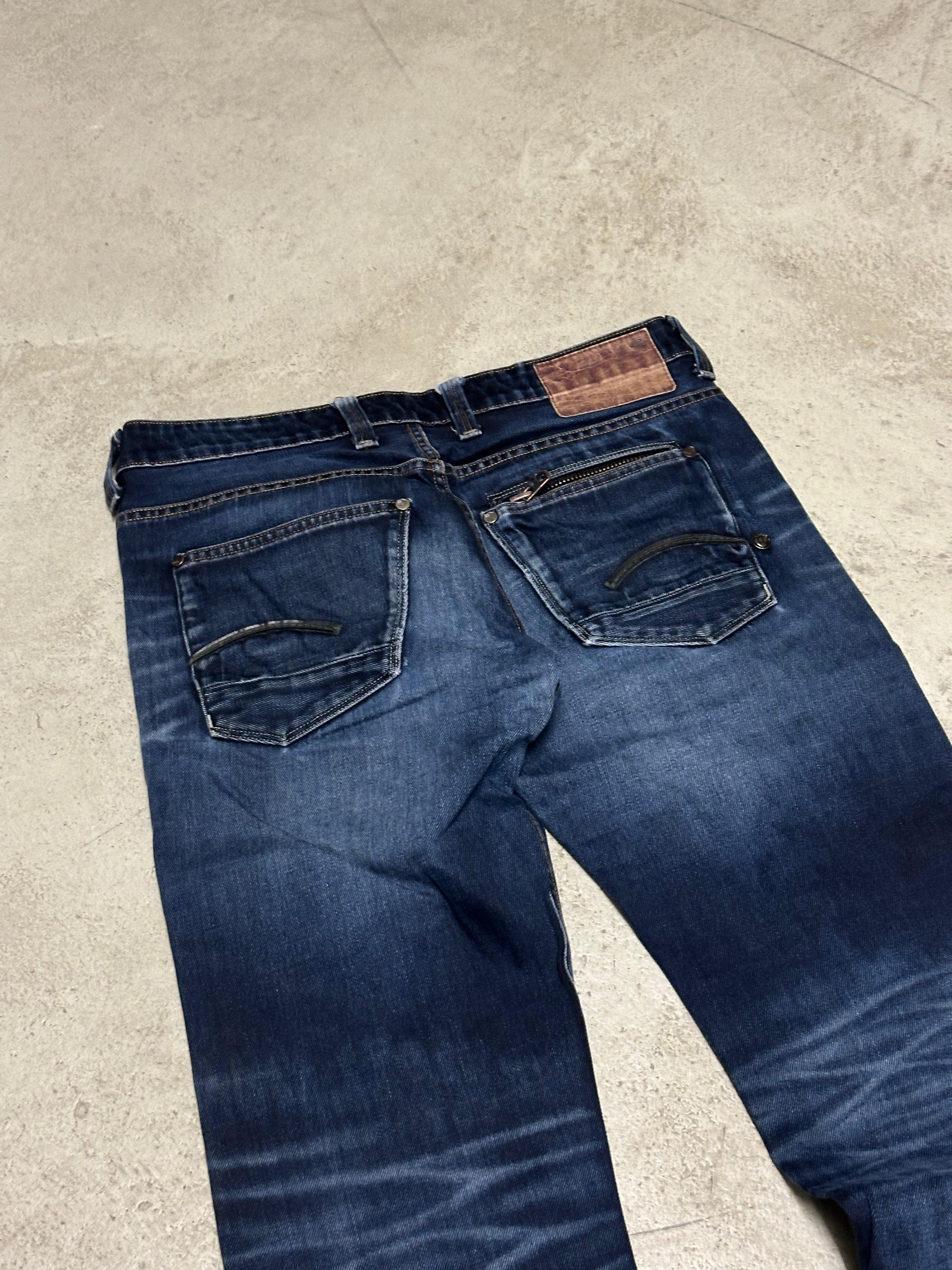 G-Star Raw Attac Straight Fit Jeans – W31 L32 (Dunkelblau)
