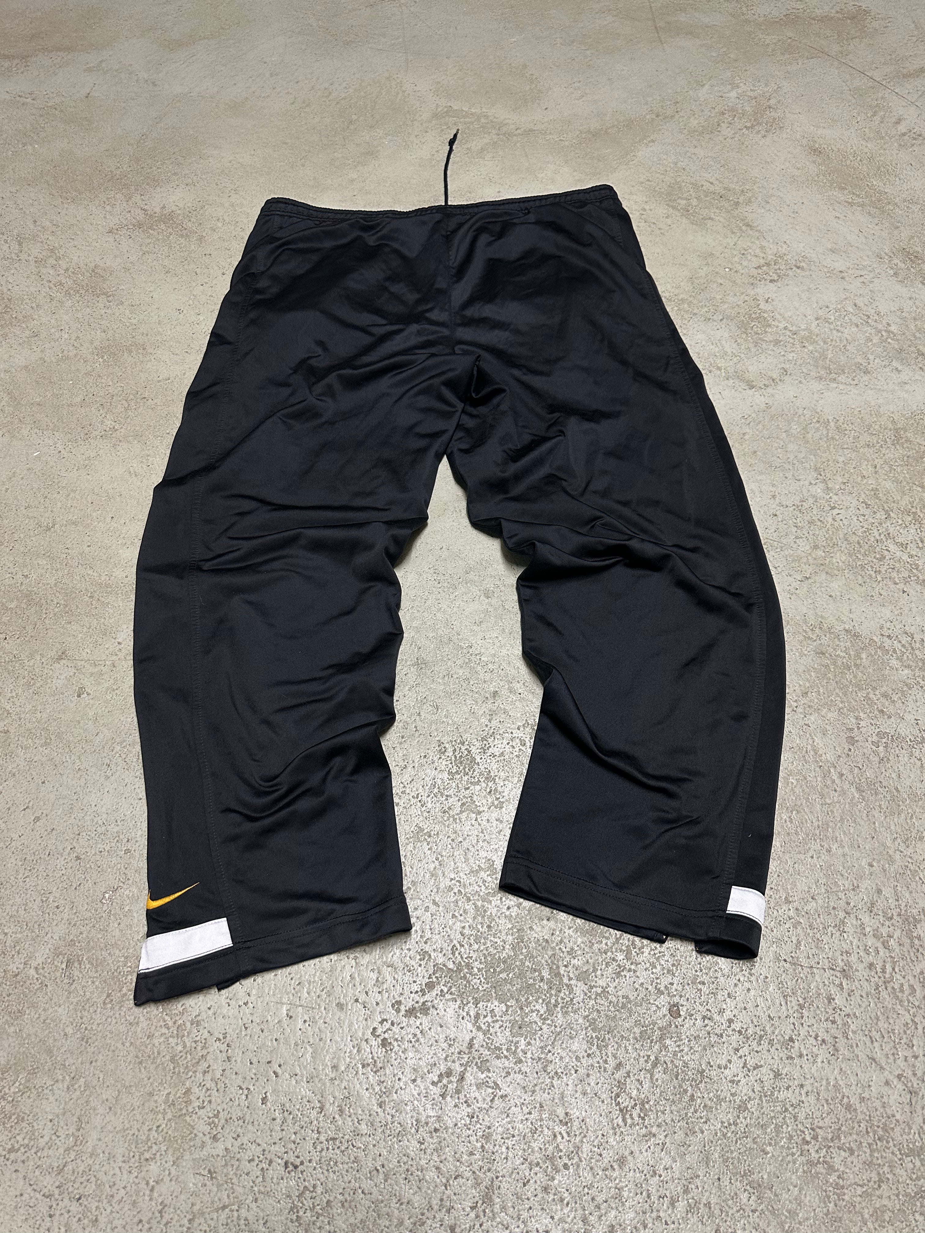 Vintage Nike Baggy Jogger – Größe XL (fällt wie M)