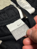 Vintage Nike Baggy Jogger – Größe XL (auf M gekürzt, Schwarz)