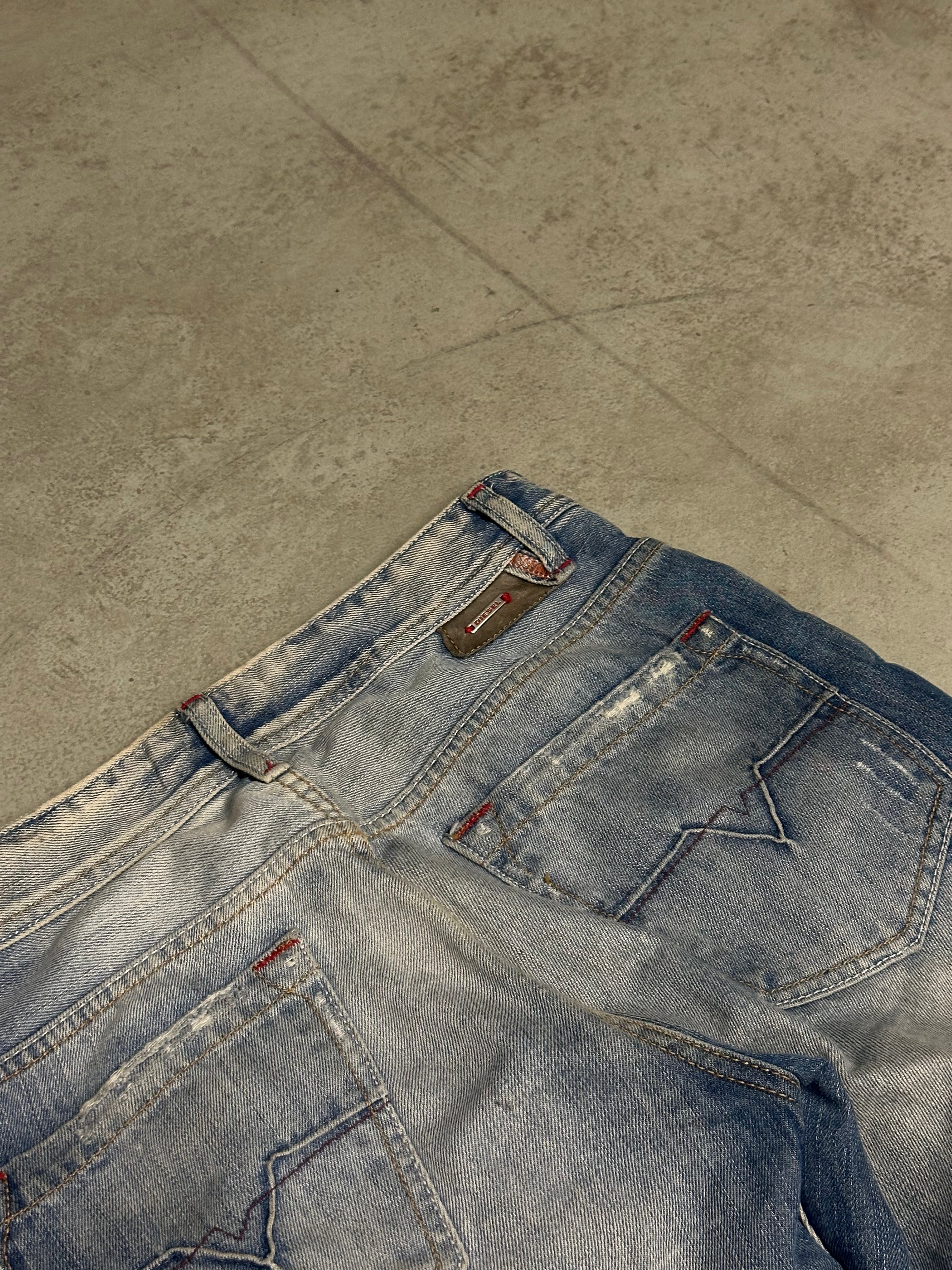 Y2K Vintage Diesel Baggy Jeans – W30 L32 – Blue Denim Wash – Low Waist