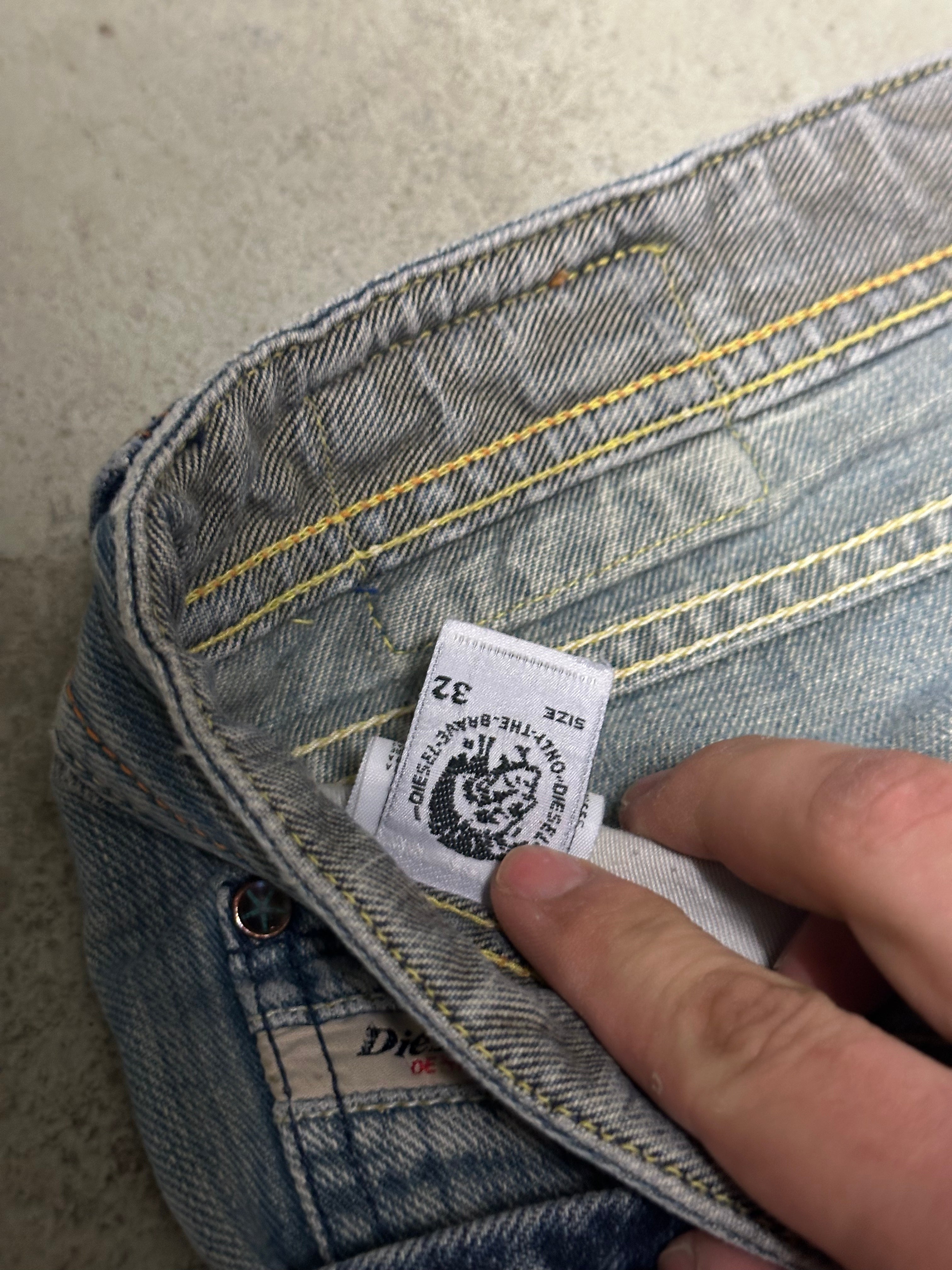 Y2K Vintage Diesel Extreme Baggy Jeans – W32 L32 – Hellblau – Staggered Look